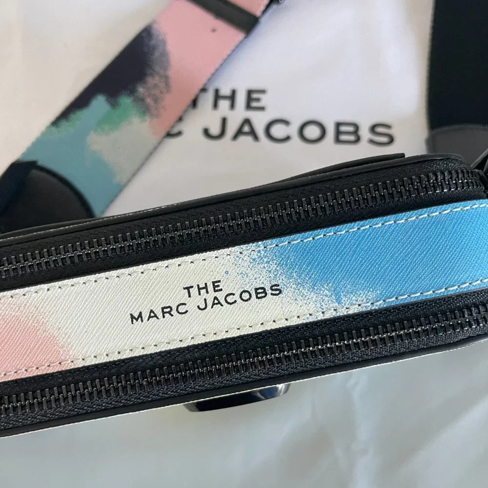 Marc Jacobs Snapshot leather crossbody - Picture 5 of 9